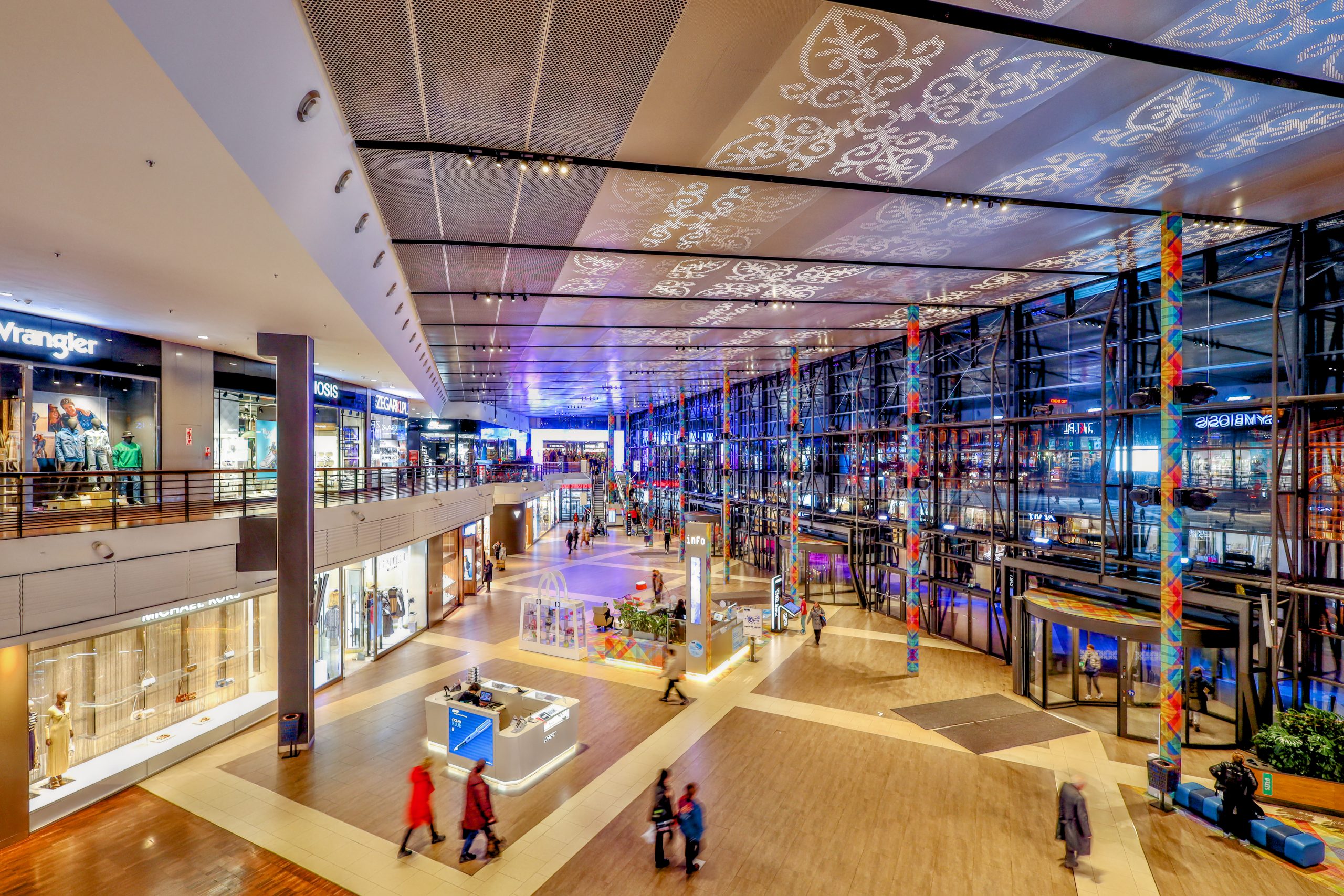 Big Store Normal 9 Major Mall Anchors Replacing Big Stores With Smaller Formats ...